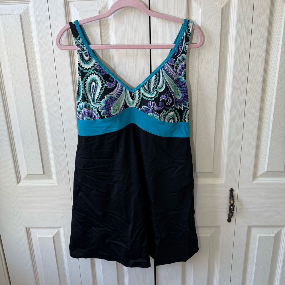 Tropical Escape One Piece Swimsuit Dress Womens Size 14 Paisley Print V-Neck